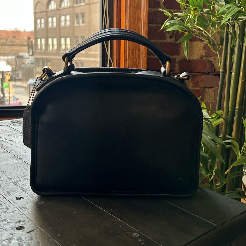 Vintage Coach | Lunchbox Crossbody Bag 9991